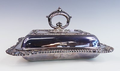 Lot 2171 - An Edwardian silver entree dish and cover, of...