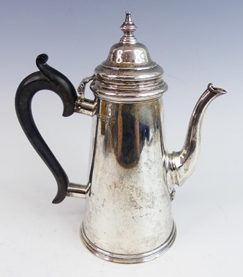 Lot 2177 - An Edwardian silver coffee pot, of plain...