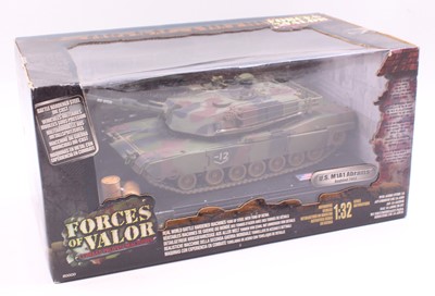 Lot 956 - Forces of Valor No.80205 1/32nd scale model of...