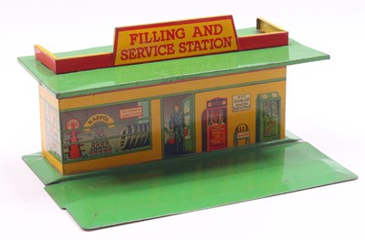 Lot 1107 - Dinky Toys Pre-War No.48 Petrol Station in...