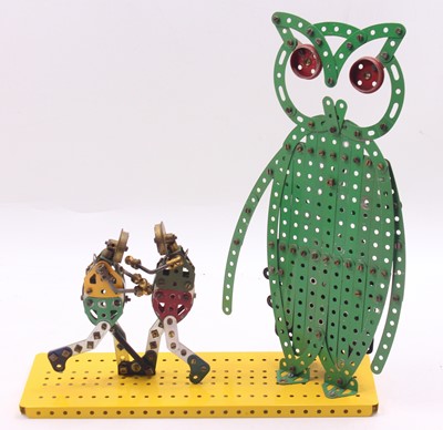 Lot 613 - Meccano made up model of a boxing fight and a...