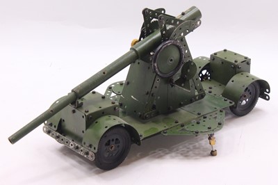 Lot 606 - Meccano made up model of an anti-aircraft...