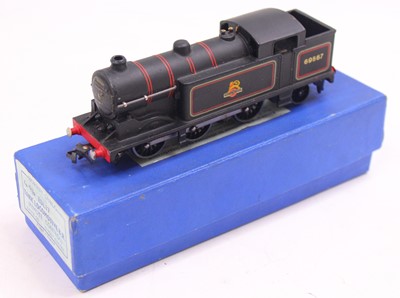 Lot 224 - Hornby Dublo EDL17 3 rail 0-6-2 tank loco, in...