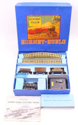 Lot 267 - Hornby Dublo EDG7 set, comprising an EDL7 tank...