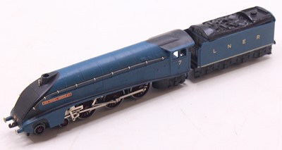 Lot 235 - Hornby Dublo EDL1 Sir Nigel Gresley A4 in LNER...