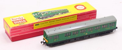 Lot 255 - Hornby Dublo 2 rail 2250 EMU, in BR green,...