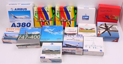 Lot 2012 - One tray containing 14 modern issue diecast...
