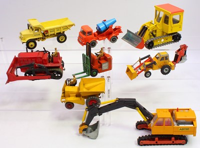 Lot 1221 - Tray of mixed commercial and earth-moving...