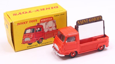 Lot 1149 - Dinky France, 564 Miroiter Estafette Renault,...