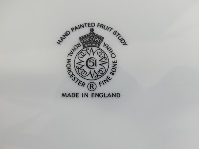 Lot 2082 - A Royal Worcester porcelain cabinet plate,...