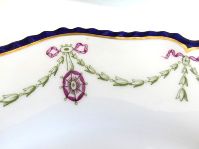 Lot 2078 - A Royal Worcester porcelain part dinner...