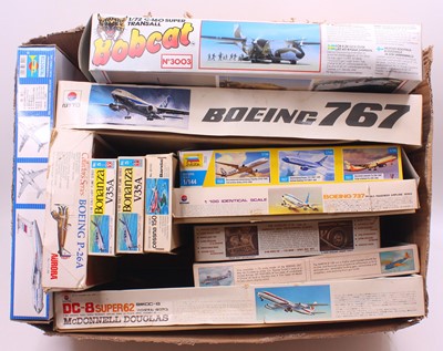 Lot 680 - A collection of mixed scale plastic aircraft...