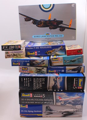 Lot 687 - One tray containing 12 Revell plastic aircraft...