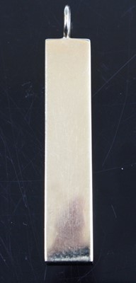 Lot 276 - A modern 9ct gold ingot pendant, 8.1g, 3.8cm