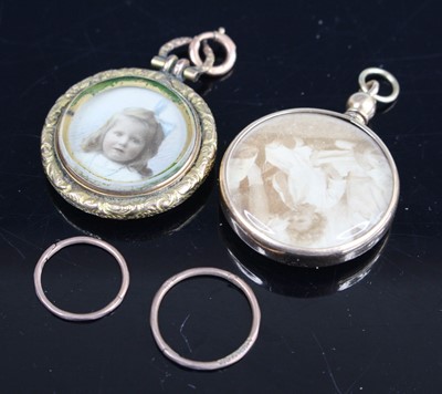 Lot 286 - A mid-20th century yellow metal portrait...