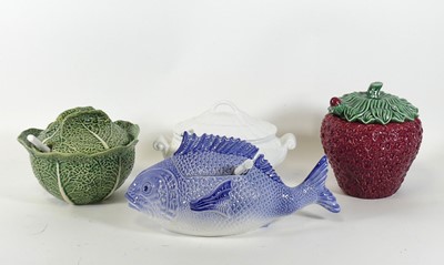 Lot 75 - A novelty majolica tureen in the form of a...