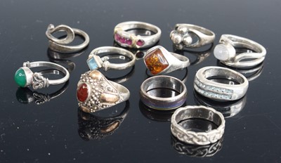 Lot 315 - Assorted silver and white metal jewellery to...