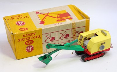 Lot 1050 - Dinky Toys No. 975 Ruston Bucyrus Excavator of...