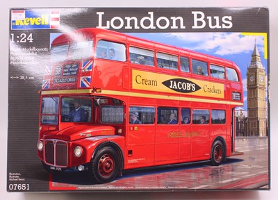 Lot 702 - A Revell 1/24 scale kit for a London...