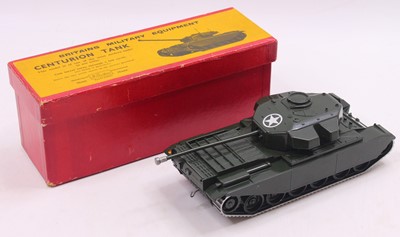 Lot 2002 - Britains set 2150 Centurion tank comprising...