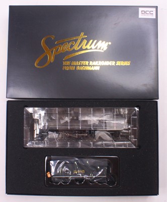 Lot 390 - Bachmann Spectrum HO gauge USRA Light 2-10-2...