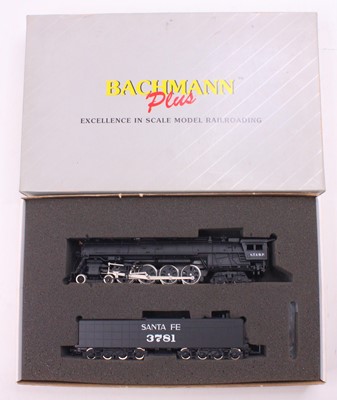 Lot 400 - Bachmann Plus HO gauge Northern 4-8-4...