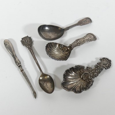 Lot 210 - A George IV silver caddy spoon, in the Fiddle...