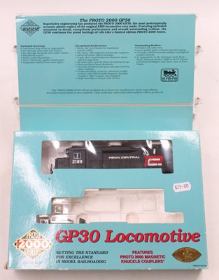 Lot 423 - Proto 2000 series HO gauge GP30 loco, in Penn...