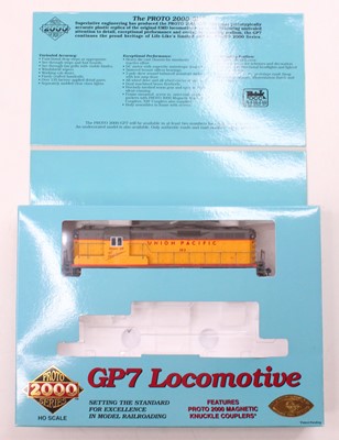 Lot 425 - Proto 2000 series HO gauge GP7 loco, in Union...
