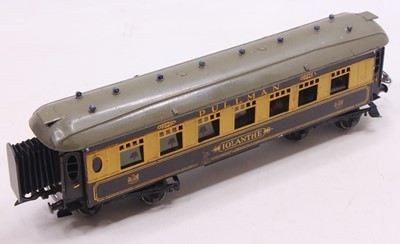 Lot 126 - 1930-4 Hornby 0-gauge No.2 Special Pullman...