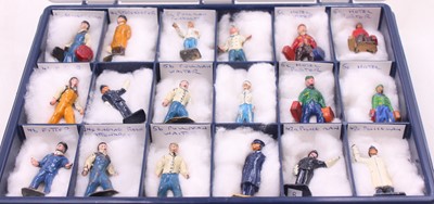 Lot 1238 - Dinky Toys O Gauge 15 painted figures to...