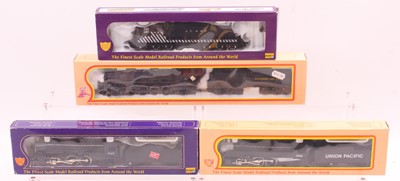 Lot 483 - Four HO gauge IHC locos to include an SD-24...
