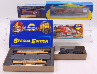 Lot 469 - Four HO gauge locos to include an Athearn...