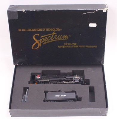 Lot 359 - Bachmann Spectrum HO gauge USRA Light 4-8-2...
