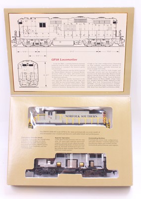 Lot 434 - Proto 2000 series HO gauge GP-18 loco in...