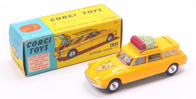 Lot 1566 - Corgi Toys No. 436 Citroen Safari ID19...