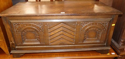 Lot 1167 - A contemporary oak hinge top blanket chest,...