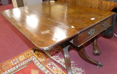 Lot 1239 - An early Victorian mahogany and crossbanded...