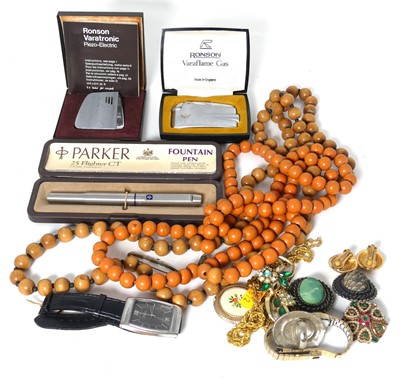 Lot 345 - A collection of jewellery, to include a gilt...