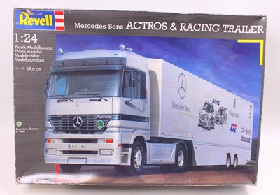 Lot 807 - Revell AG ‘Truck & Racing Trailer 1.24 scale,...