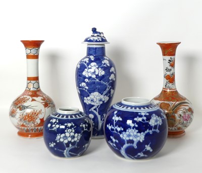 Lot 369 - A collection of Oriental ceramics, to include...