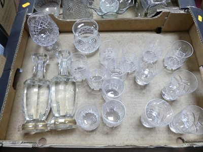 Lot 420 - A collection of glassware, to include a pair...