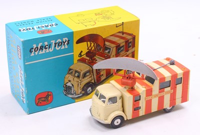Lot 1581 - Corgi Toys No. 1106 Decca Mobile Airfield...