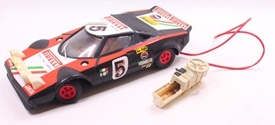 Lot 897 - An Ellegi made in Italy large scale battery...