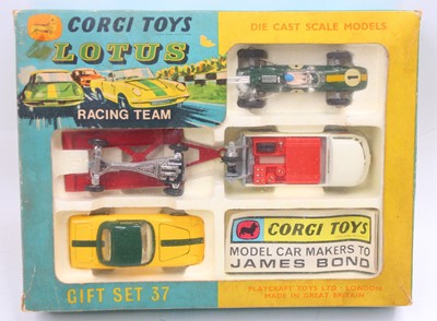 Lot 1804 - A Corgi Toys gift set 37 Lotus Racing Team,...