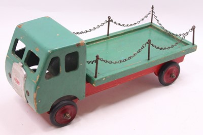 Lot 957 - Shackleton Pre War Chain Lorry, comprising...