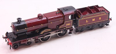 Lot 107 - 1930-1 Hornby No.2 Special 0-gauge clockwork 4-...