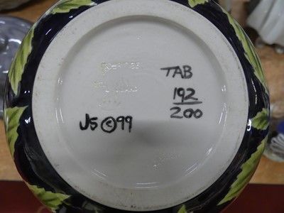 Lot 58 - A collection of seven various Cobridge...