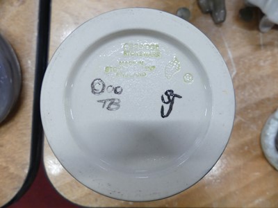 Lot 58 - A collection of seven various Cobridge...