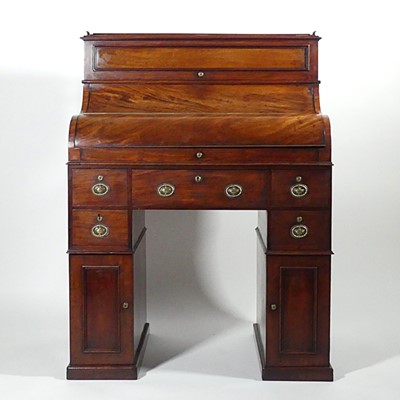 Lot 2529 - An early 19th century mahogany twin pedestal...